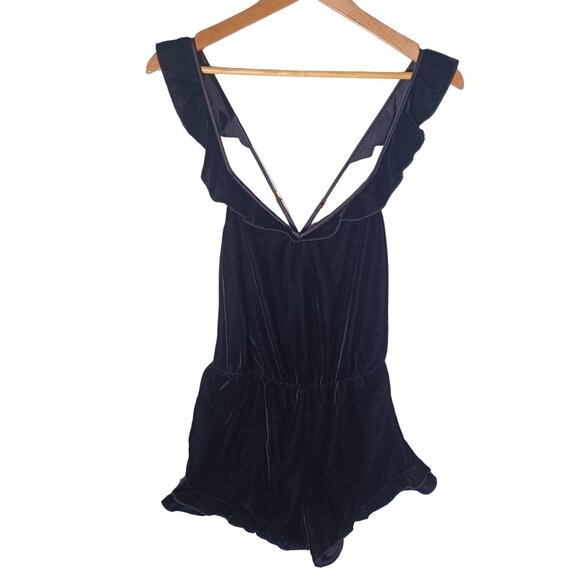 Victorias Secret Romper Size X Small Black Velvet Ruffle Goth Whimsigoth Punk - Picture 1 of 8